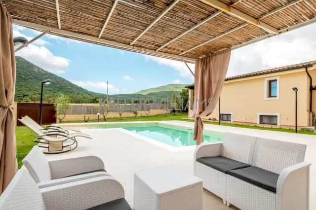 Casa indipendente in vendita a Castiadas, foto 4 di 34