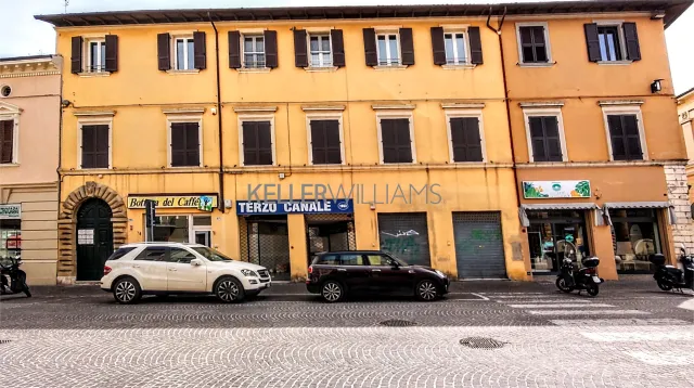 Appartamento in vendita a Pesaro, foto 1 di 20