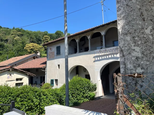Appartamento in vendita a Tresa, foto 5 di 28