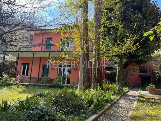 Casa indipendente in vendita a Como, foto 10 di 27