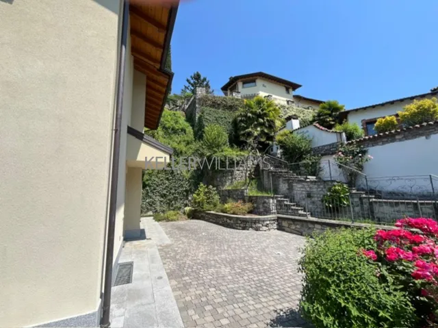 Casa indipendente in vendita a Carlazzo, foto 13 di 46