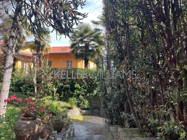 Casa indipendente in vendita a Como, foto 13 di 27