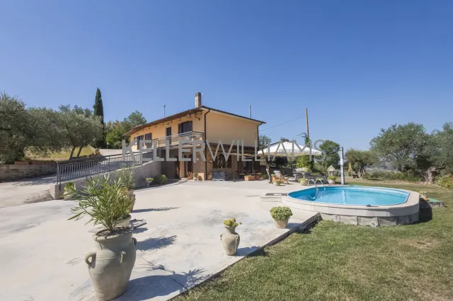 Casa indipendente in vendita a Montecalvo Irpino, foto 2 di 33