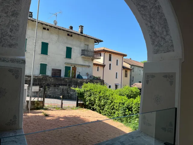 Appartamento in vendita a Tresa, foto 23 di 28