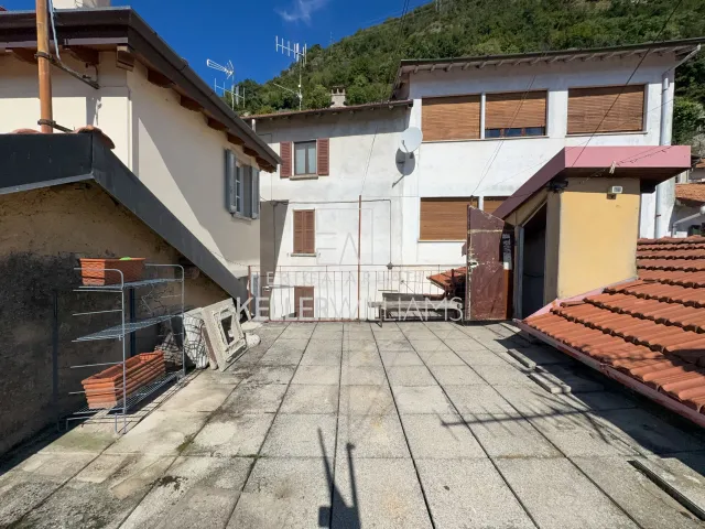 Appartamento in vendita a Moltrasio, foto 51 di 62