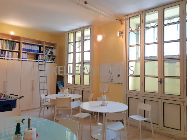 Ufficio in vendita a Città Studi, foto 2 di 23