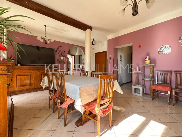 Appartamento in vendita a Valmorea, foto 1 di 22