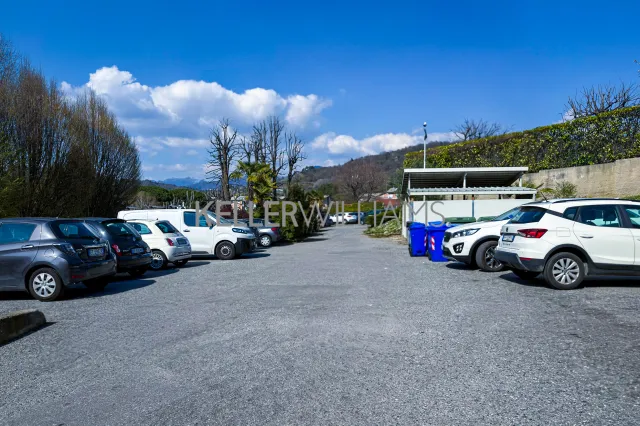 Appartamento in vendita a Como, foto 11 di 16