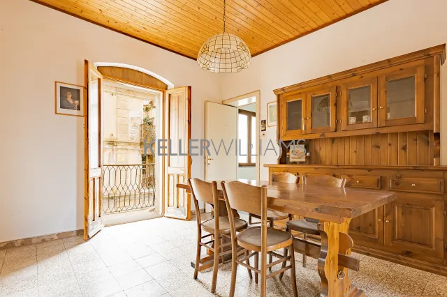 Appartamento in vendita a Baunei, foto 2 di 19
