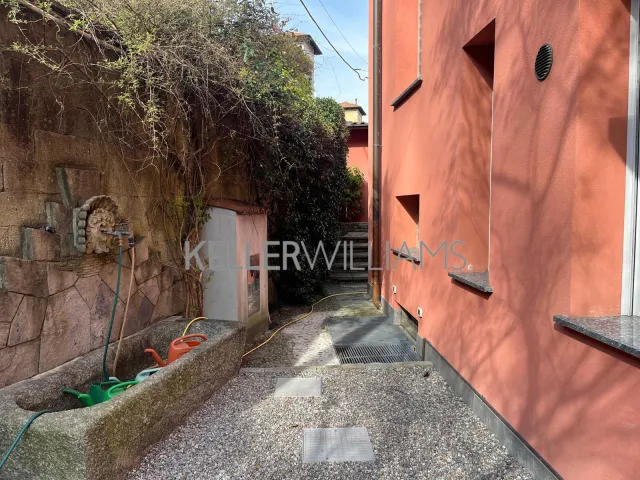 Casa indipendente in vendita a Como, foto 17 di 27