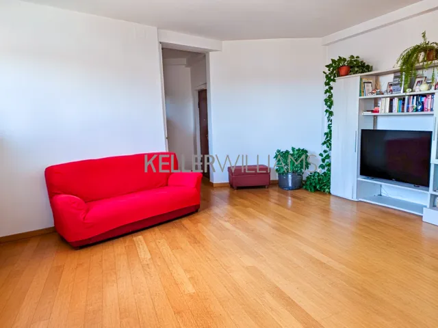 Appartamento in vendita a Como, foto 3 di 21