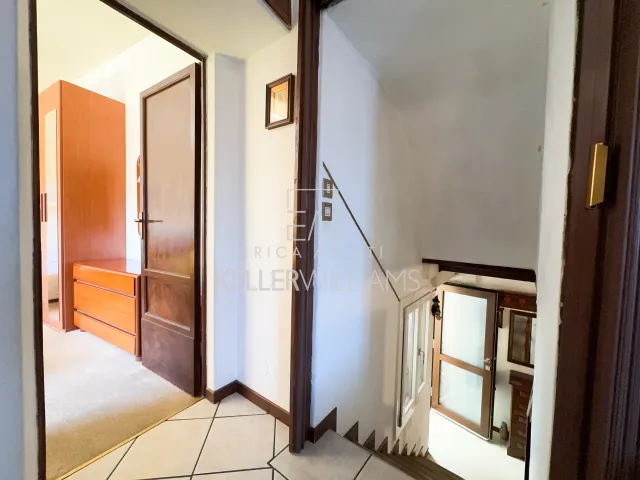 Appartamento in vendita a Moltrasio, foto 31 di 62