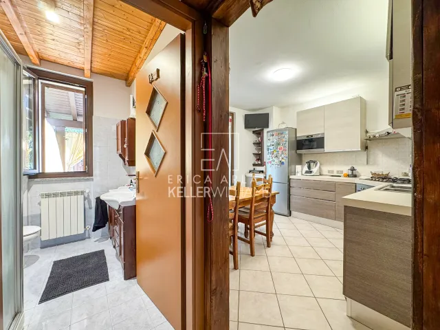 Villetta in vendita a Uggiate Trevano, foto 14 di 56