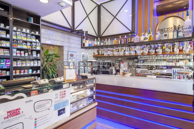 Attività commerciale in vendita a Magenta - S. Vittore, foto 2 di 21