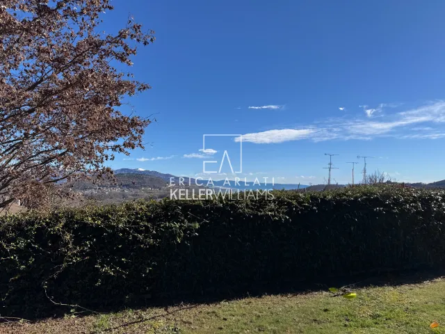 Appartamento in vendita a Faloppio, foto 5 di 35