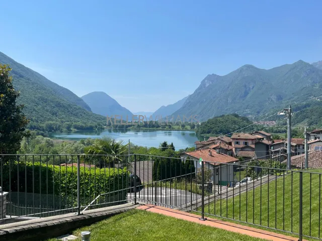 Casa indipendente in vendita a Carlazzo, foto 3 di 46