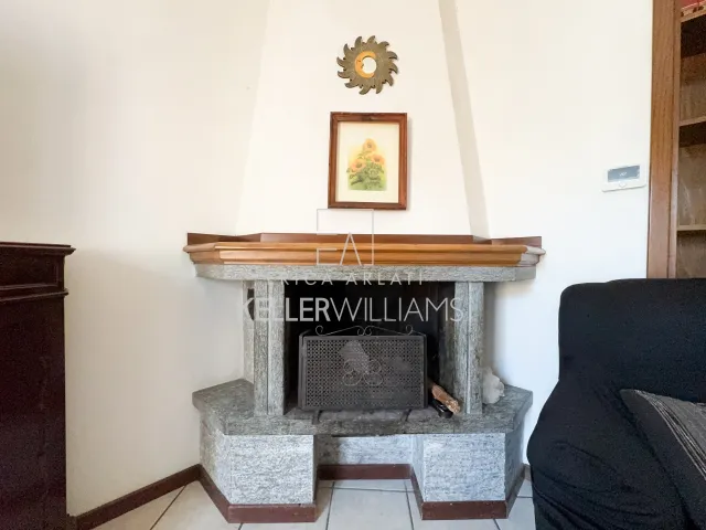 Appartamento in vendita a Moltrasio, foto 20 di 62