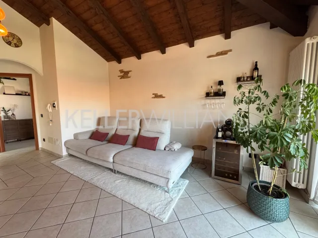 Appartamento in vendita a Villa Guardia, foto 6 di 31
