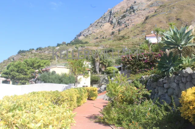 Casa indipendente in vendita a Forio, foto 3 di 22