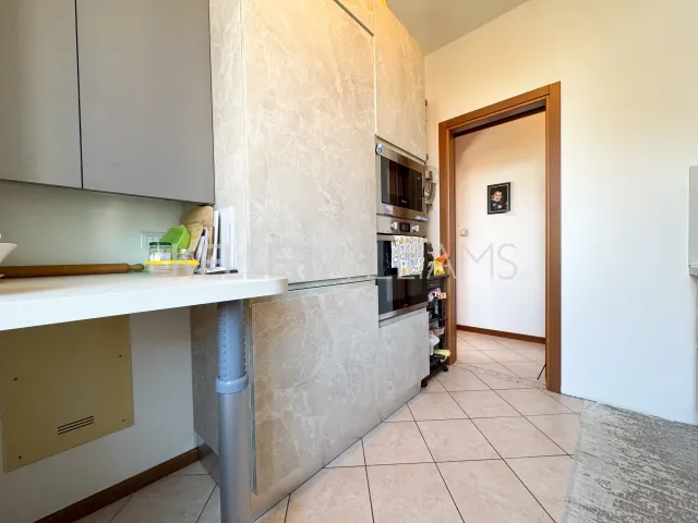 Appartamento in vendita a Valmorea, foto 6 di 22
