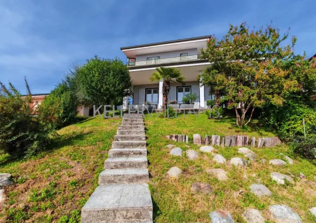 Casa indipendente in vendita a Montano Lucino, foto 23 di 27