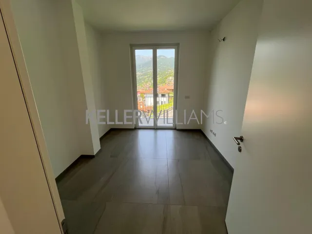 Casa indipendente in vendita a Carlazzo, foto 17 di 22