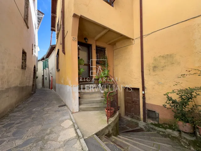 Appartamento in vendita a Moltrasio, foto 6 di 62